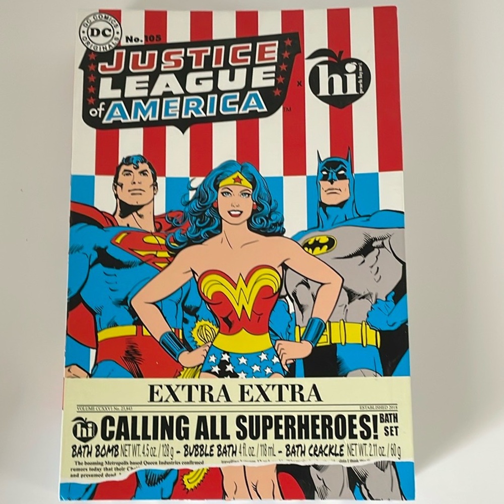 Justice League of America x Hi Peach Layne Calling All Superheroes Bath Set
